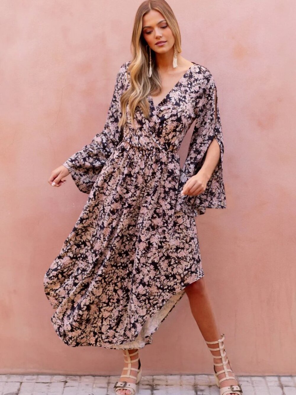 Connie Dress in Black Garden Floral New With Tags